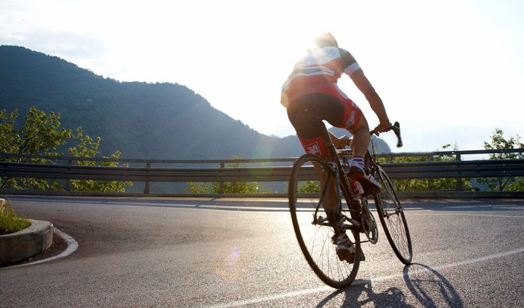 how to cycle up hills for beginners